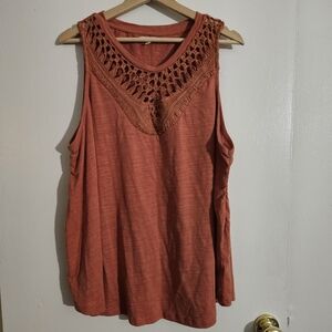 SIZE 4X MAURICES top shirt with crochet macrame detail